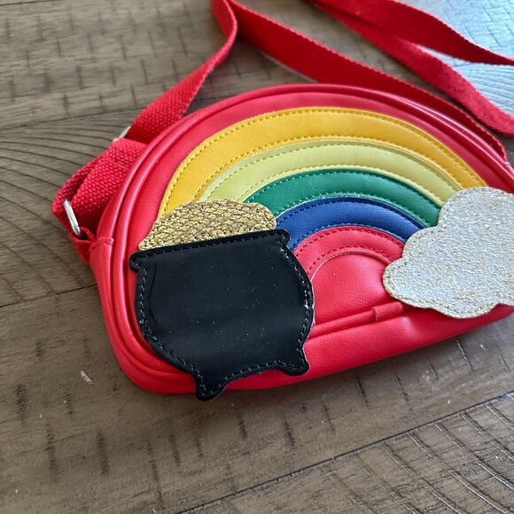 Red Rainbow Pot of Gold Purse - Picture 2 of 4